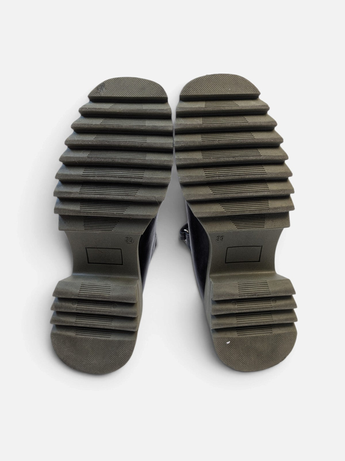 Mary Jane with truck sole (2000s)