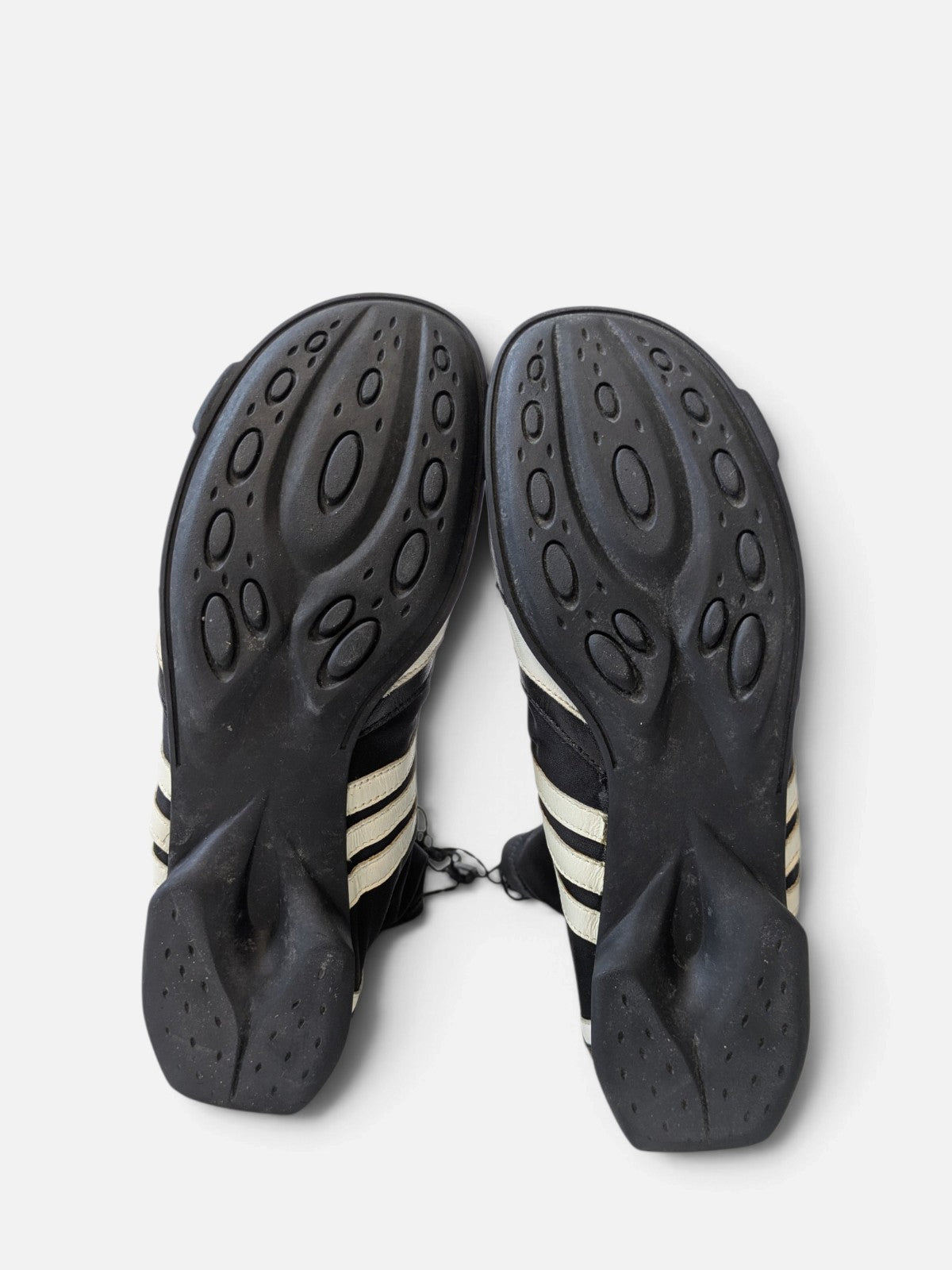High-top boxing-style sneaker boots (2000s)