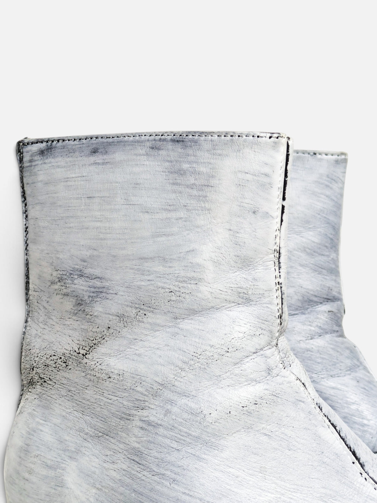 Maison Margiela bianchetto brushed leather boots (90s)