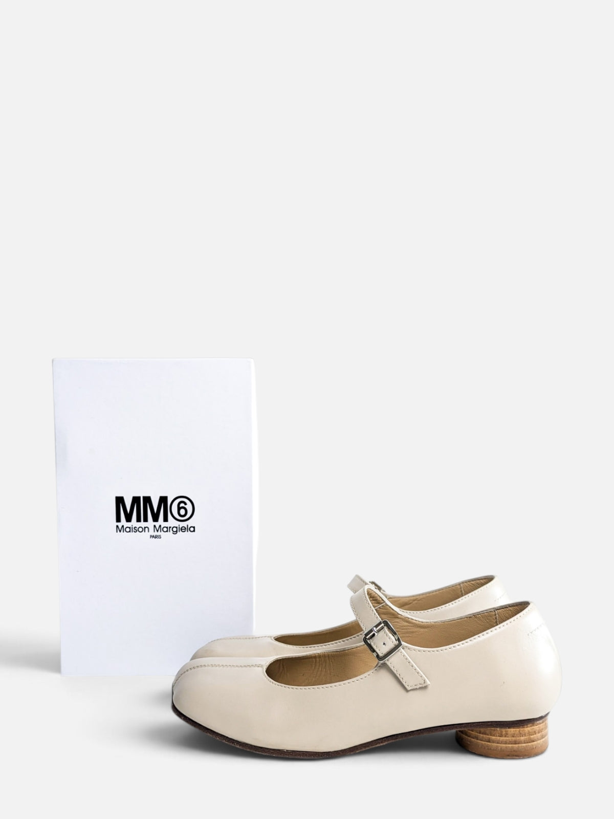 Maison Margiela Taurus anatomical Mary Jane flats