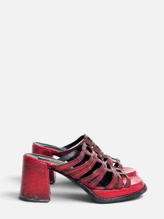 Guess block heel leather sandals (90s)