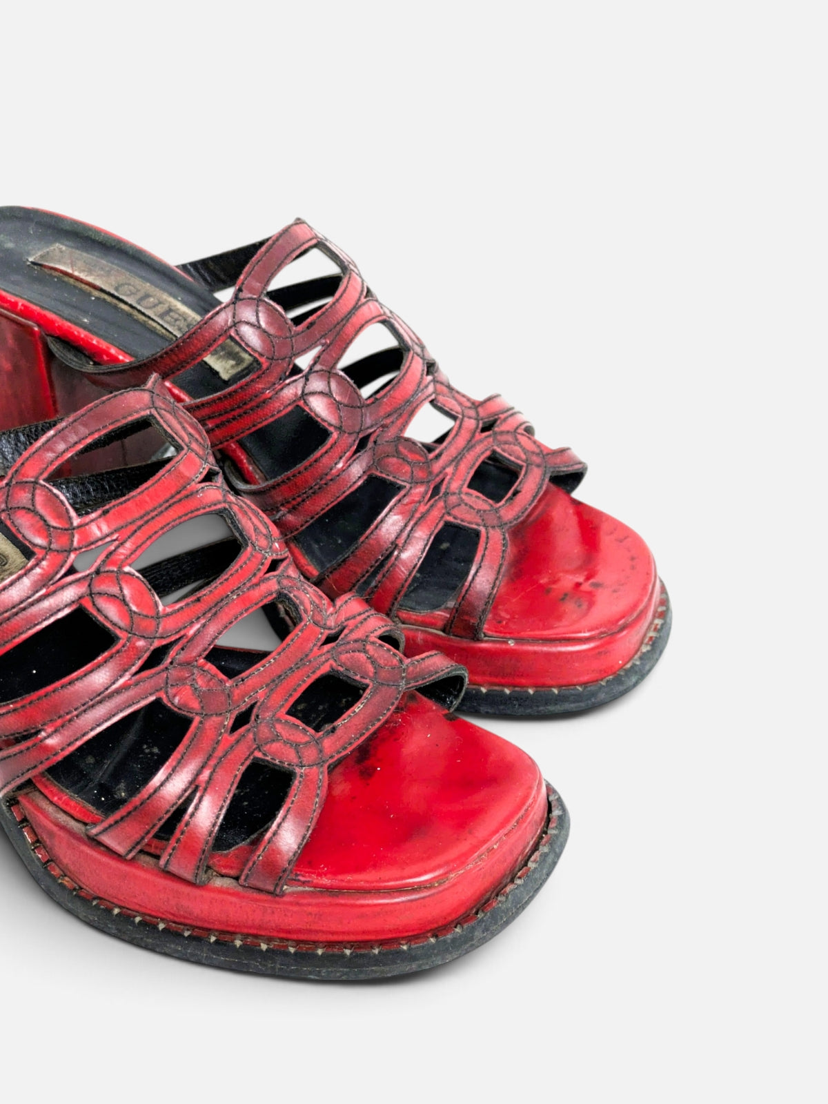 Guess block heel leather sandals (90s)