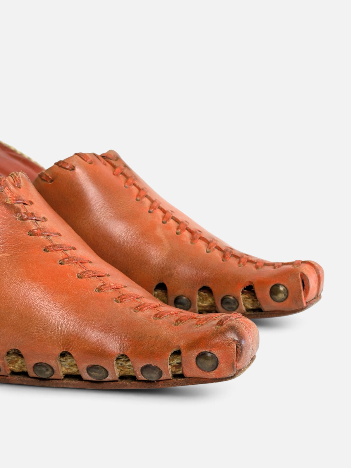 Fluxá leather aladdin clogs mules (2000s)