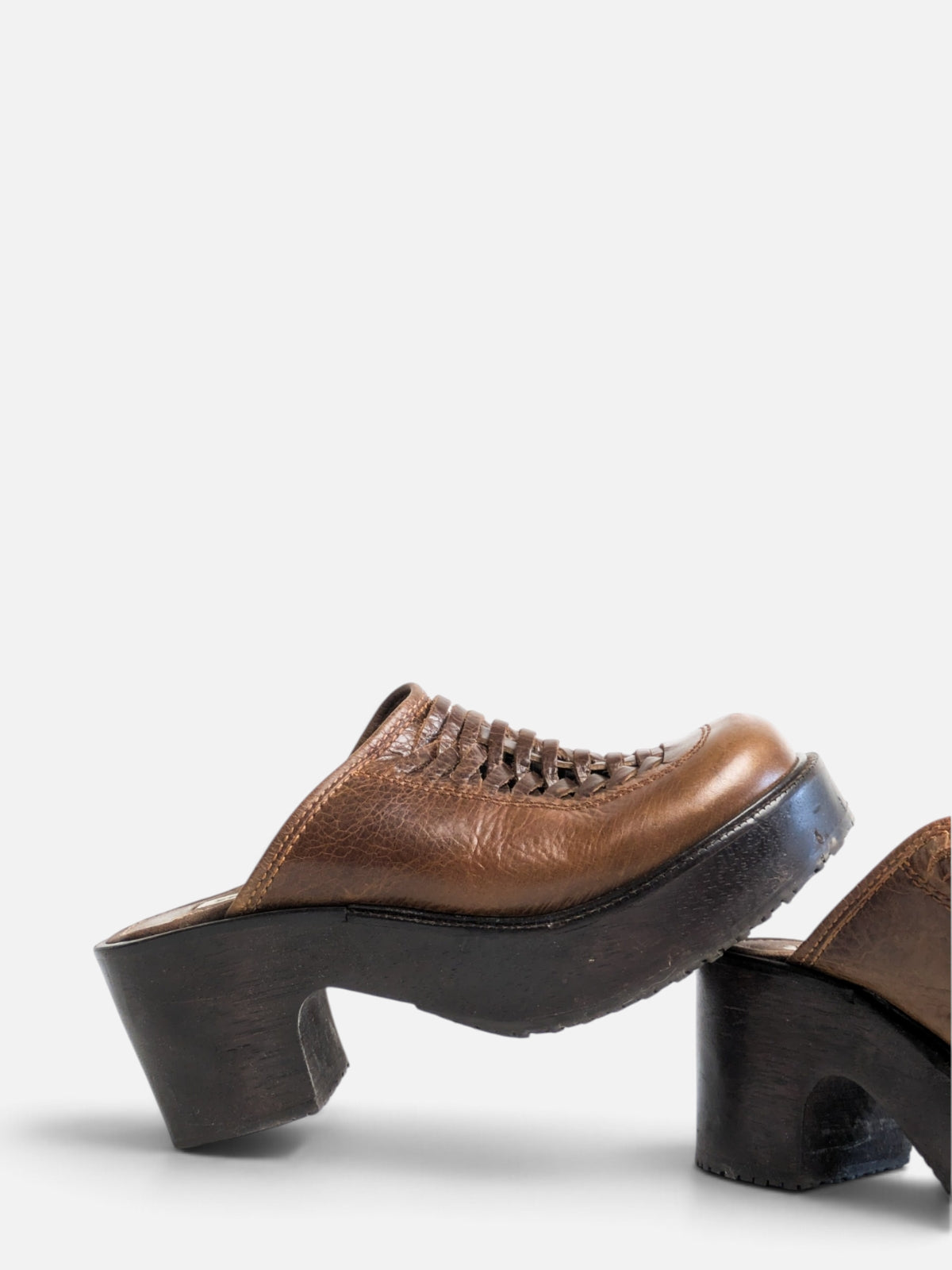 Steve Madden clogs (90s)