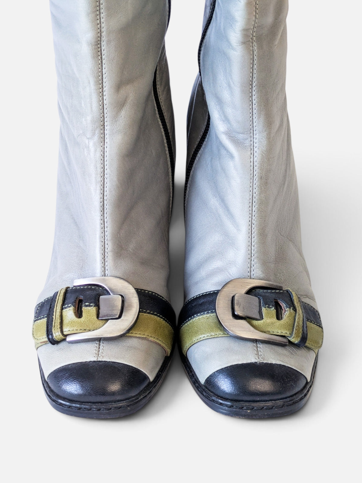 Retro futuristic wedge boots (2000s)