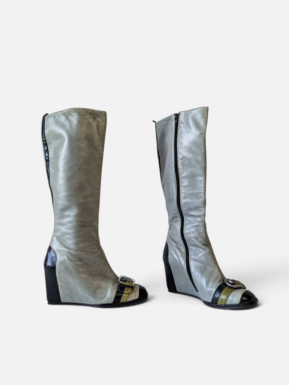 Retro futuristic wedge boots (2000s)