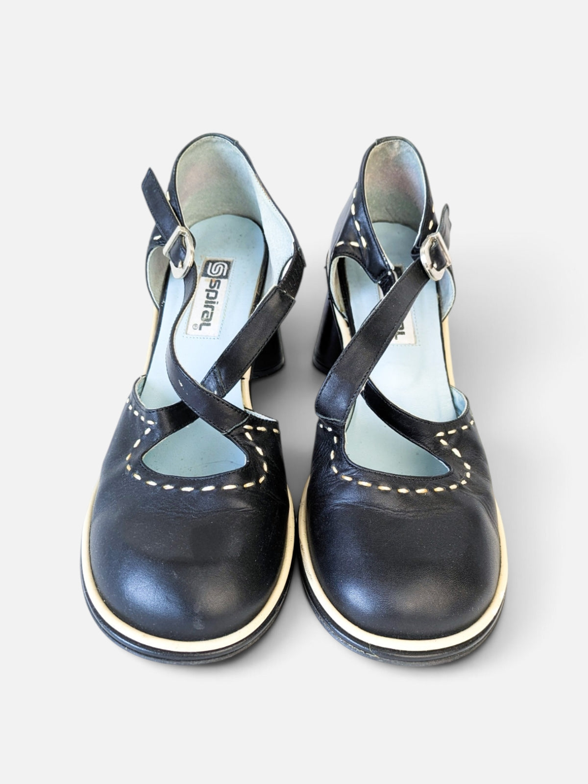 Spiral mary jane black pumps (2000s)