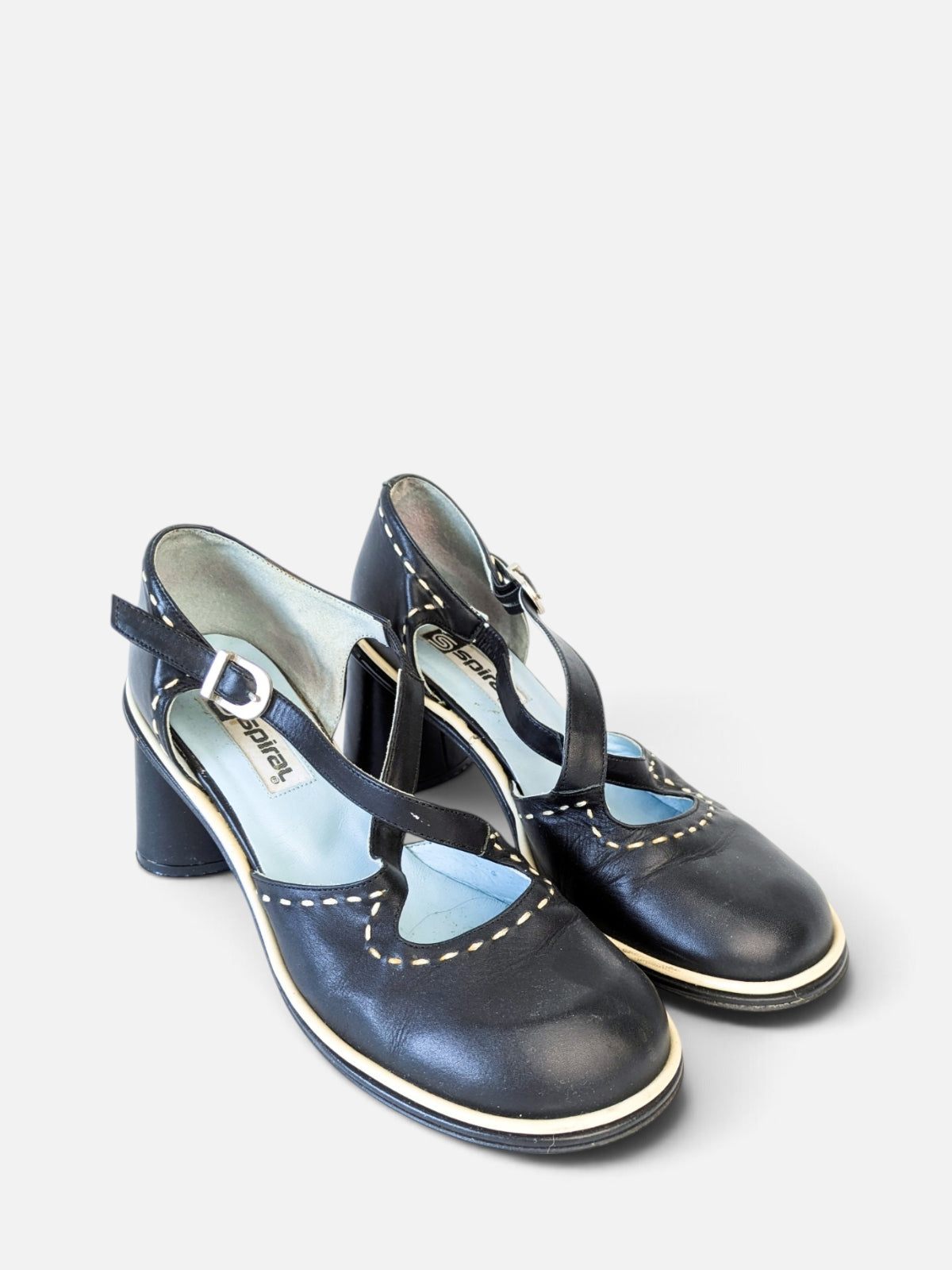 Spiral mary jane black pumps (2000s)