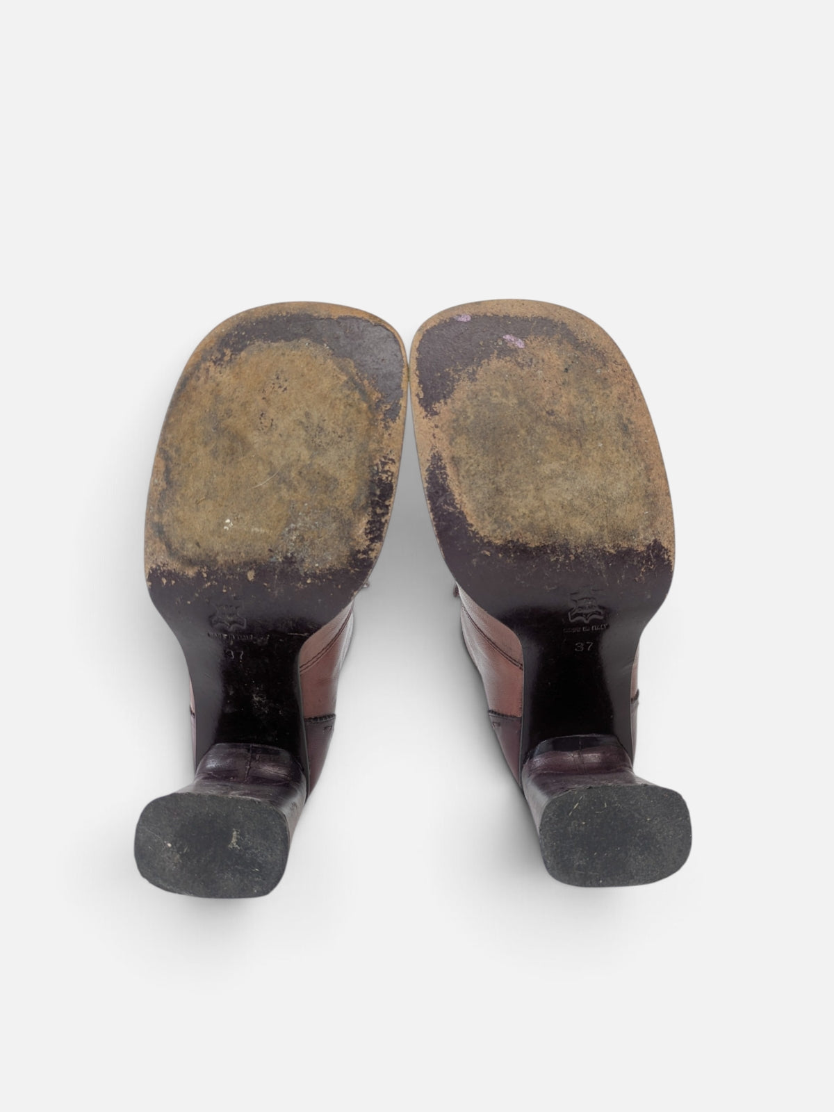 Vintage leather high-cut shoes (2000s)