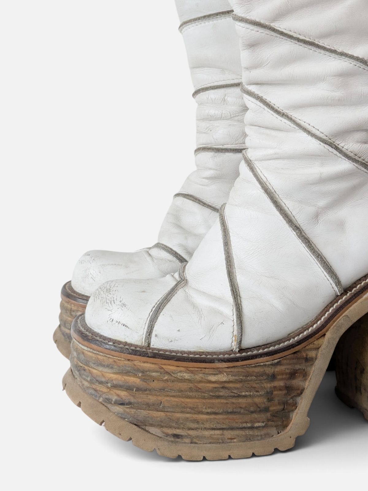 El Dantès rare chunky platform boots (90s)