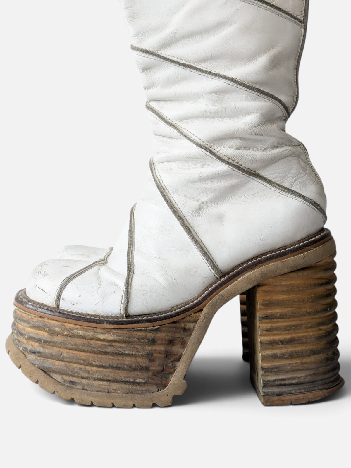El Dantès rare chunky platform boots (90s)