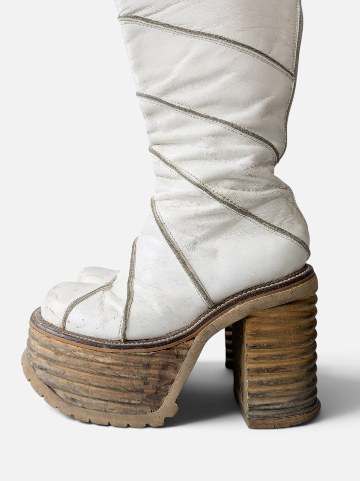 El Dantès rare chunky platform boots (90s)