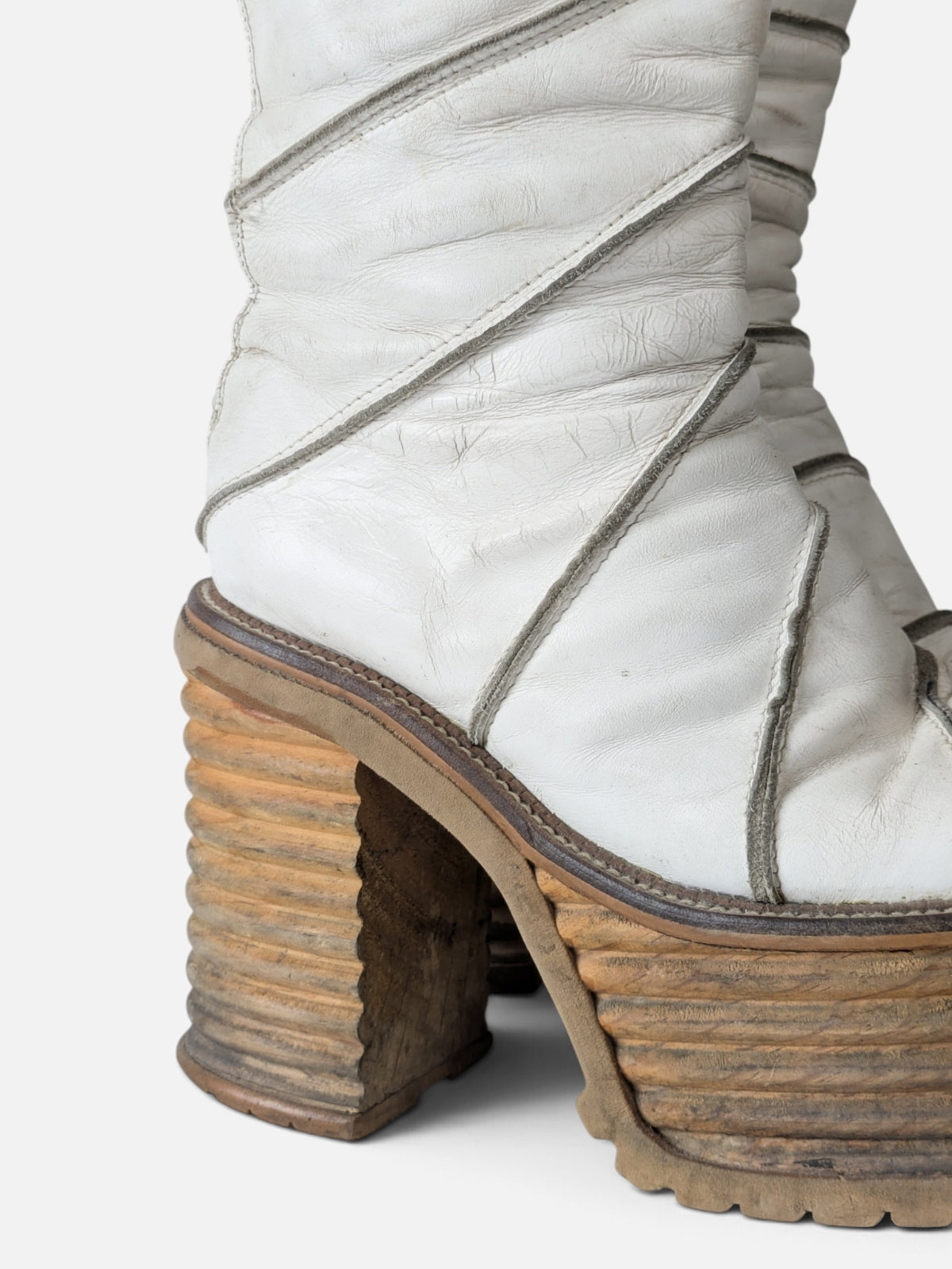 El Dantès rare chunky platform boots (90s)
