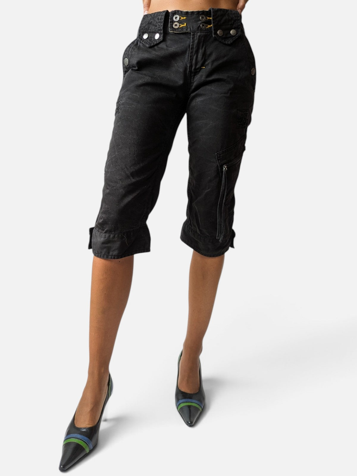 Diesel black cargo capri (2000s)