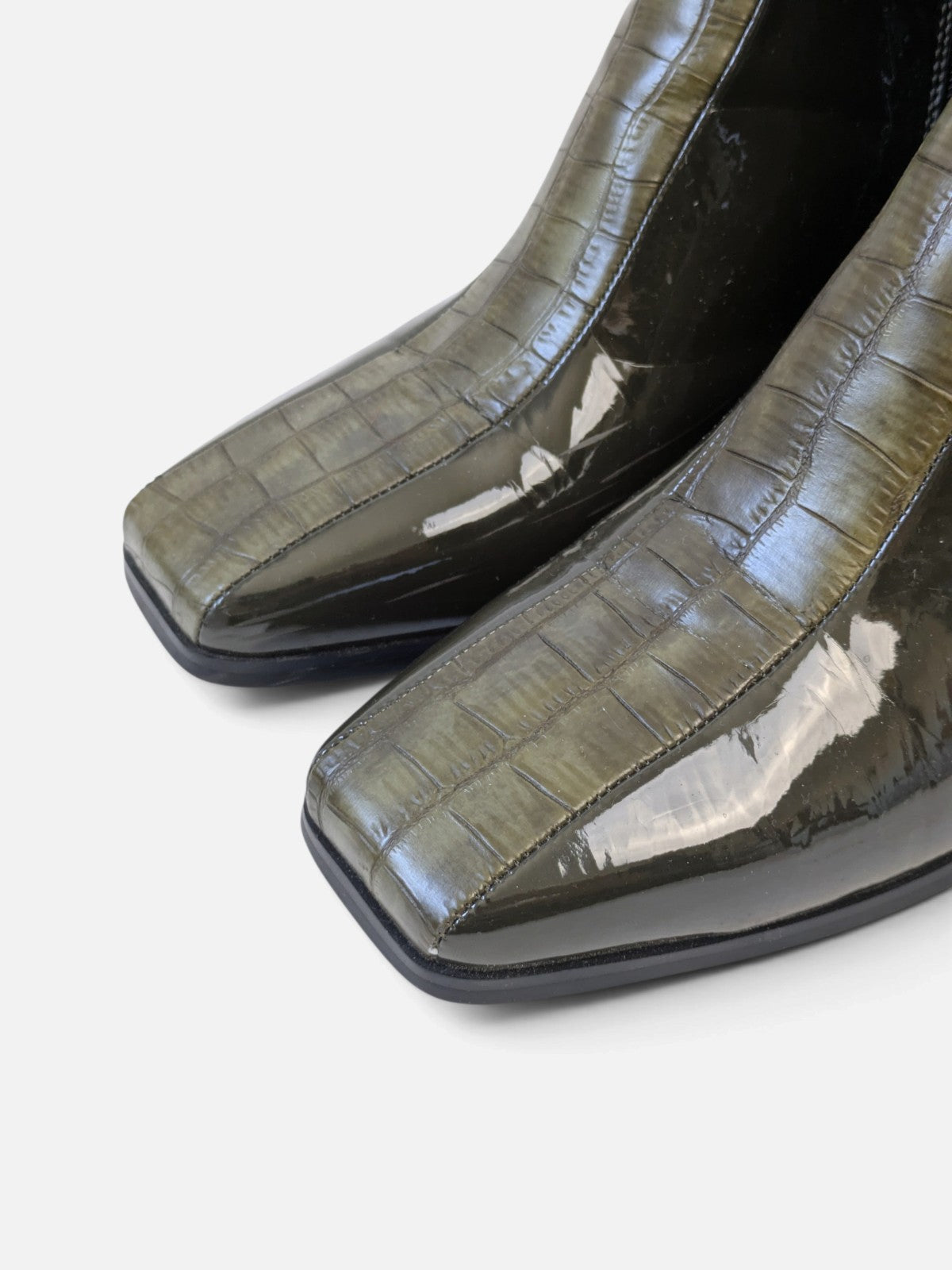 Glossy block heel ankle boots (2000s)