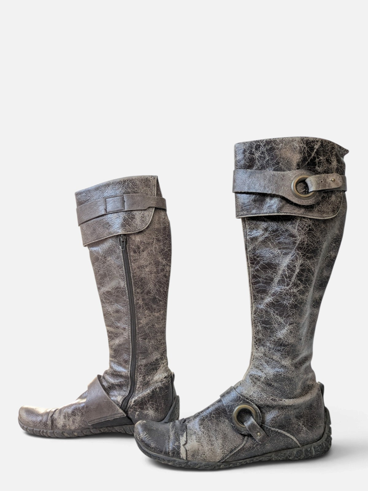 Distressed leather O-ring high boots (2000s)