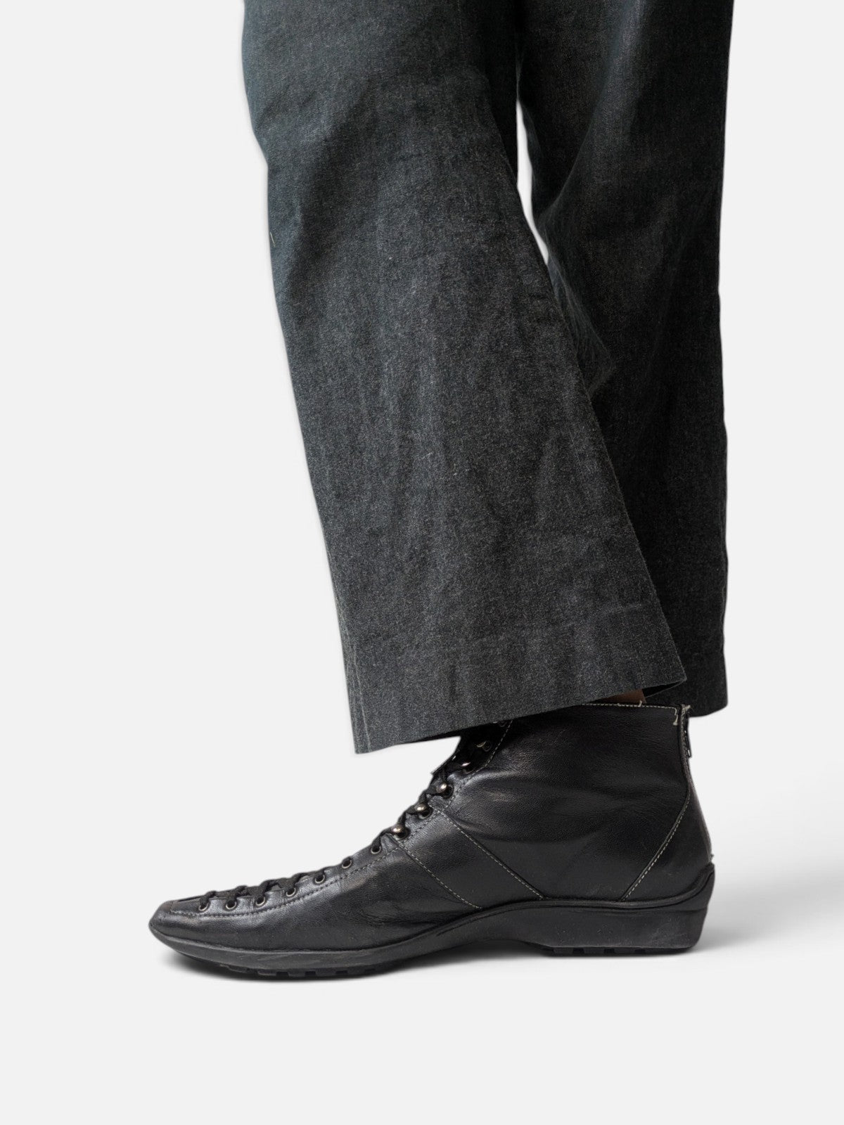 Lace-up pointy ankle boots (2000s)