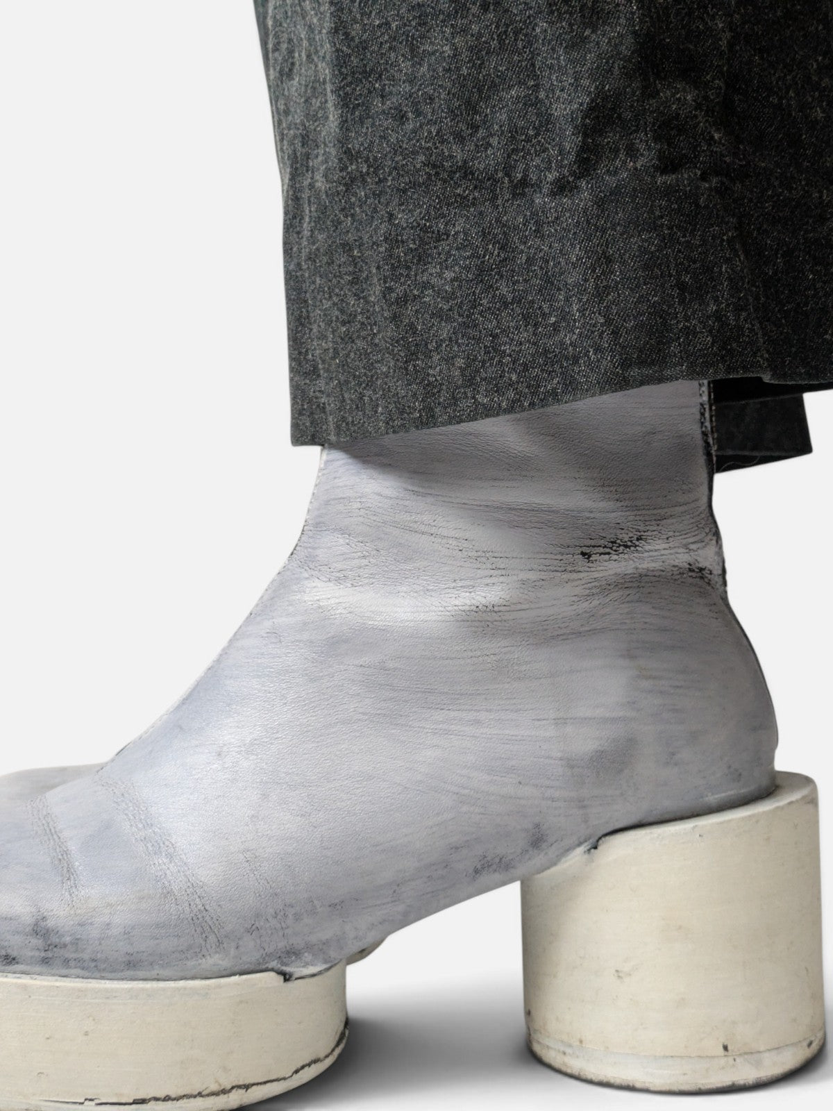 Maison Margiela bianchetto brushed leather boots (90s)