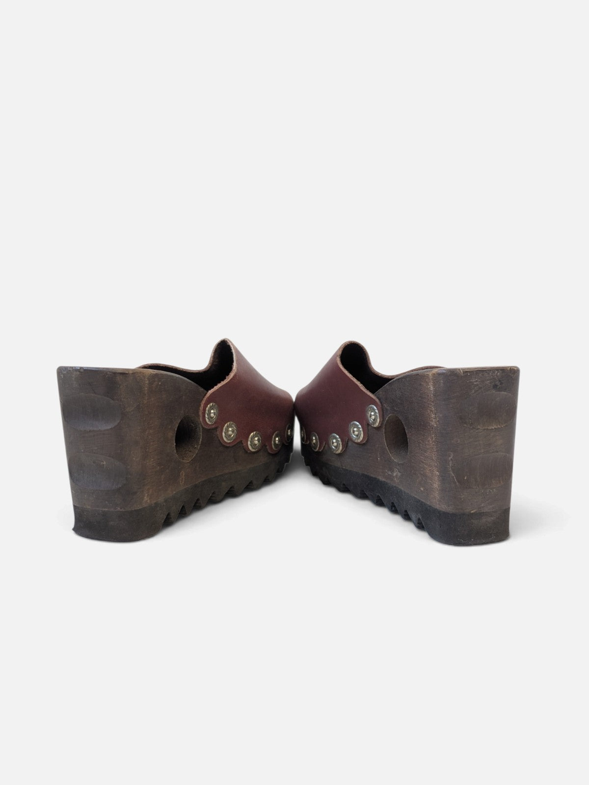 Rare sculptural wood platform sandals (90s)