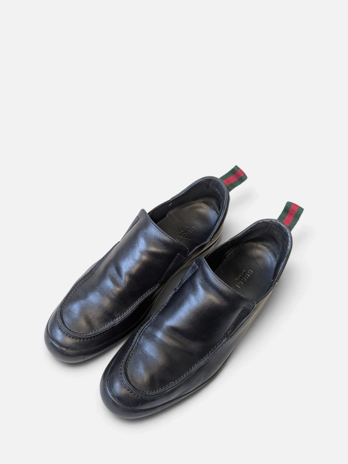 Gucci black leather loafers with striped heel pull (2000s)