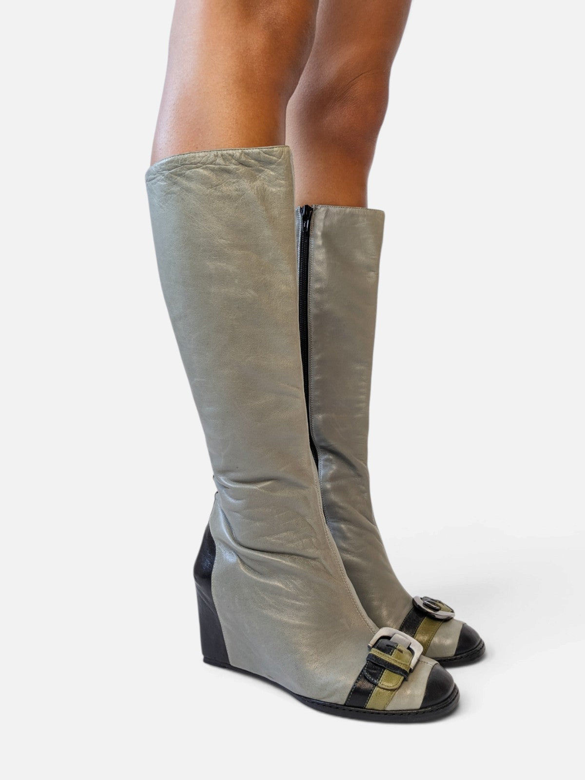 Retro futuristic wedge boots (2000s)