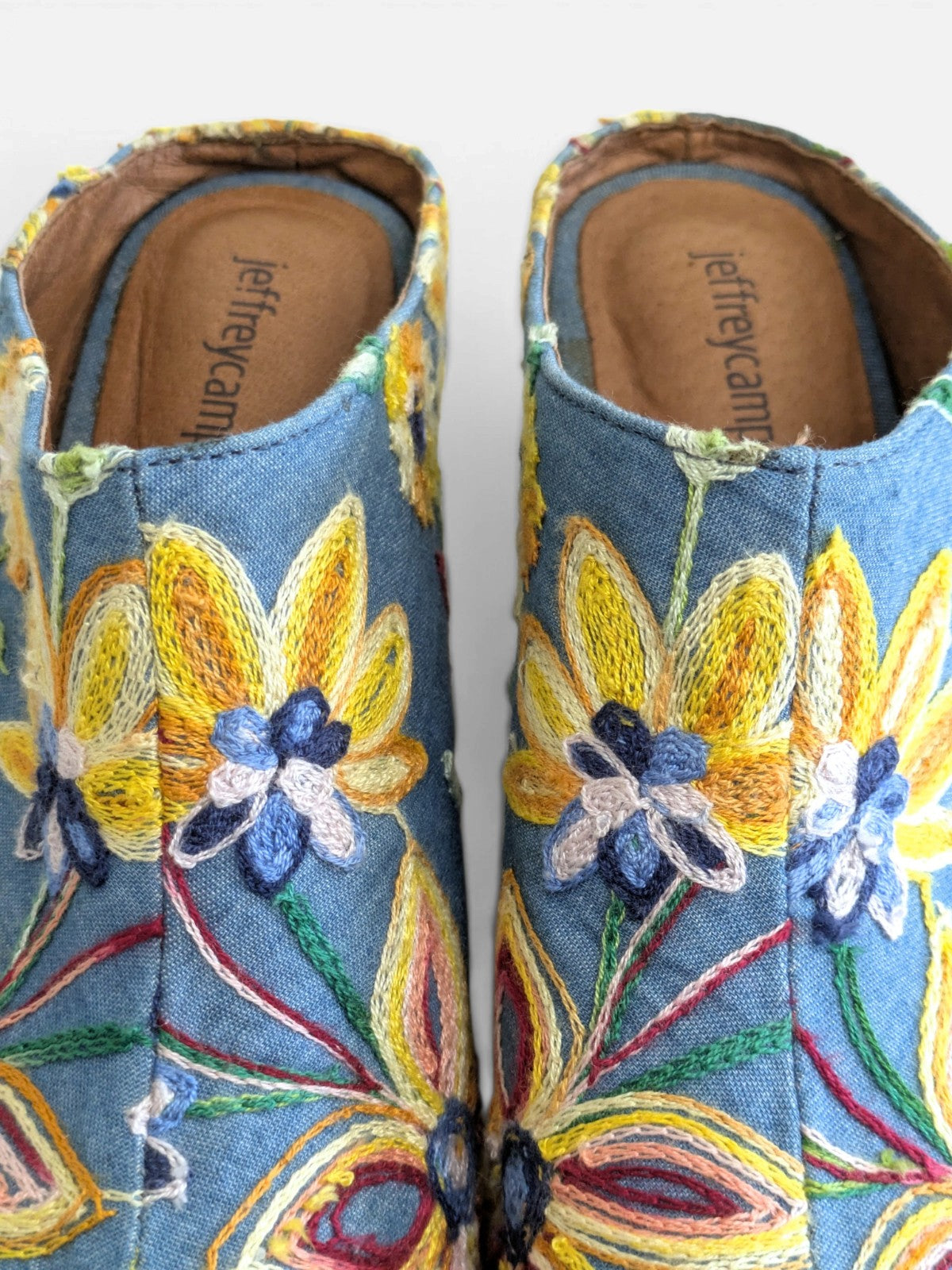 Jeffrey Campbell embroidered wedge clogs (90s)