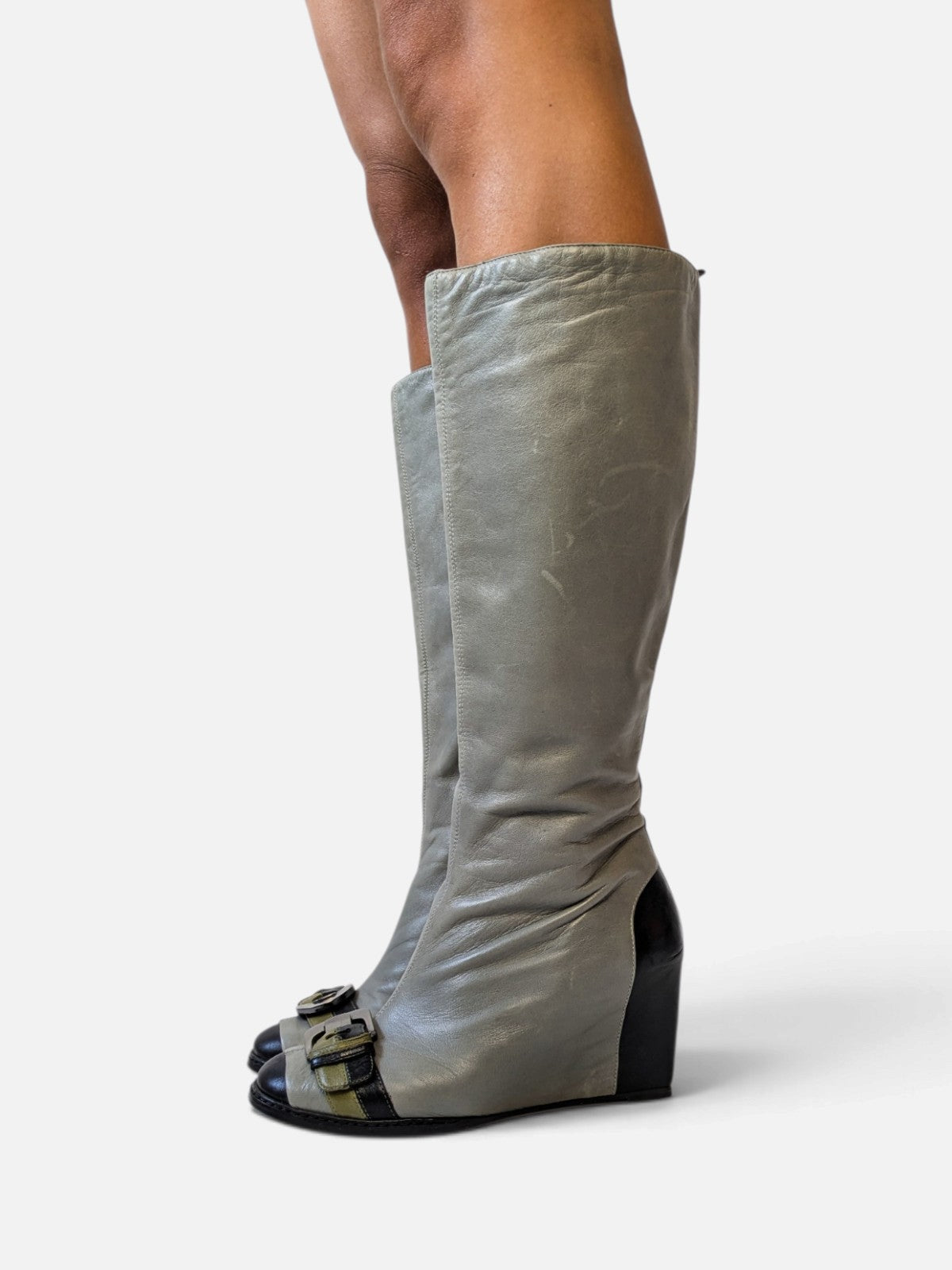 Retro futuristic wedge boots (2000s)