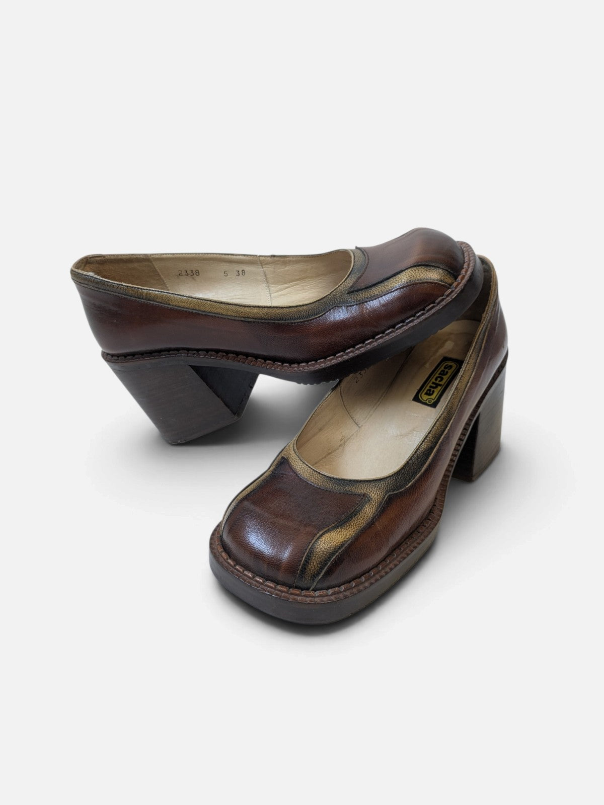 Two-tone block heel pumps (90s)
