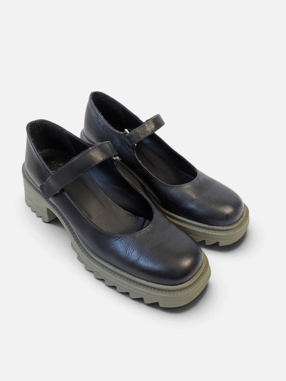 Mary Jane with truck sole (2000s)