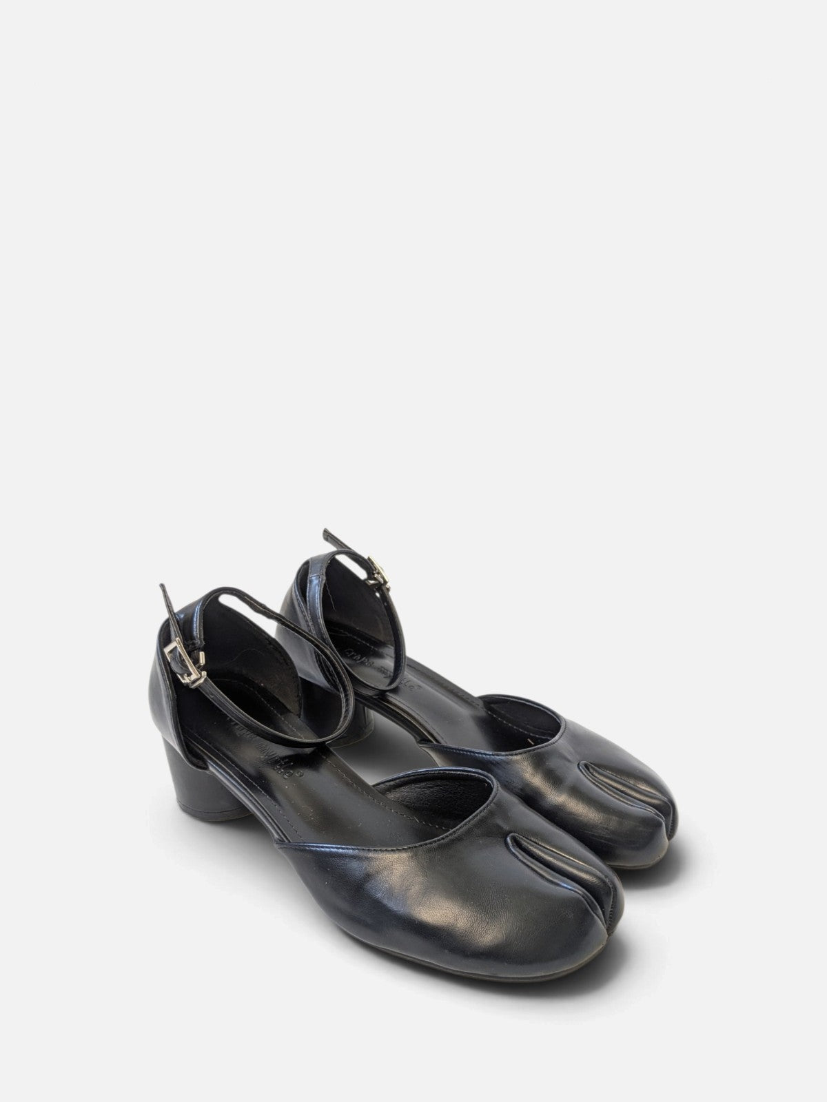 Tabi mary jane shoes with block heel