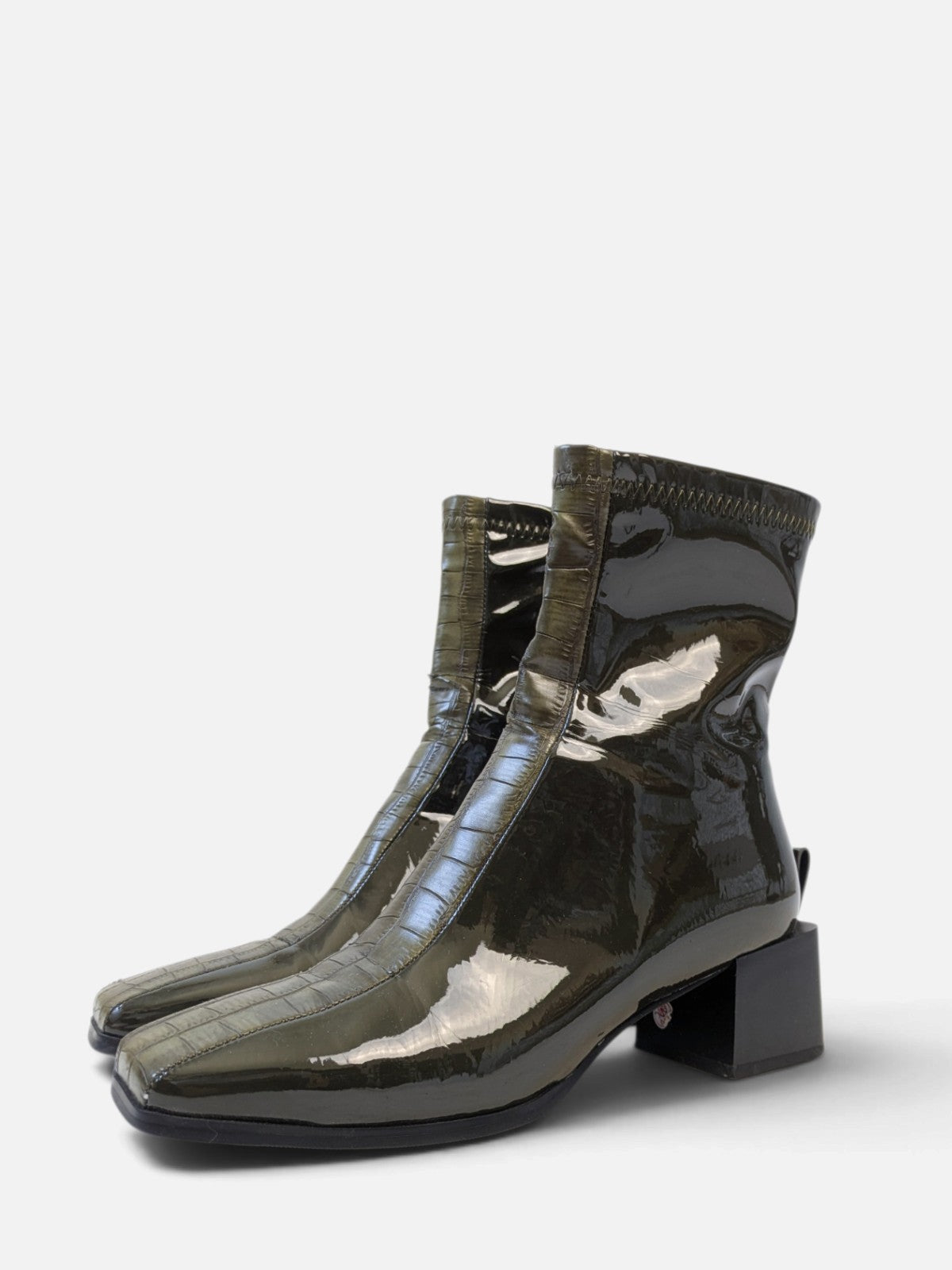 Glossy block heel ankle boots (2000s)