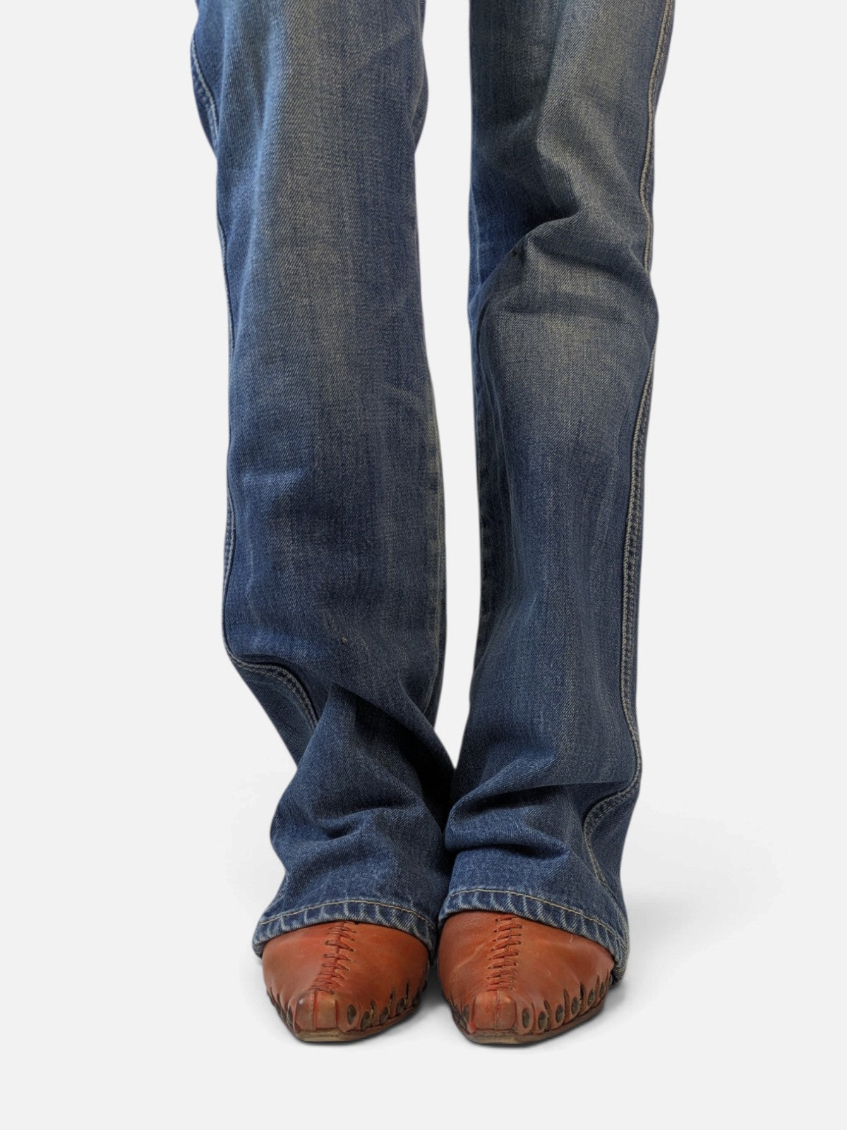 Fluxá leather aladdin clogs mules (2000s)