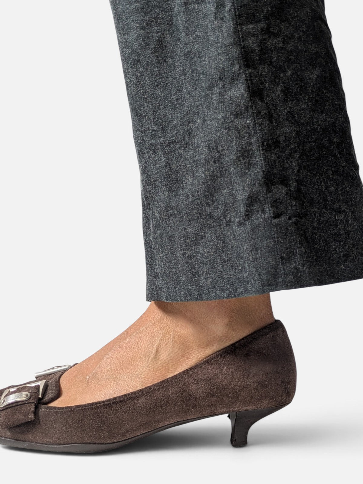 Prada brown suede kitten heels (2000s)