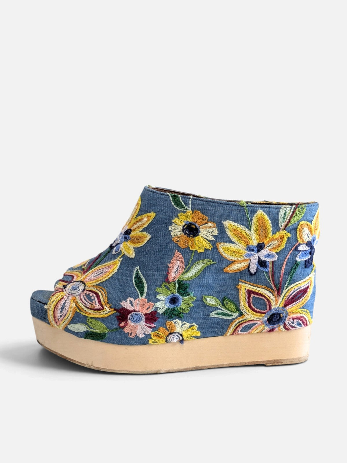 Jeffrey Campbell embroidered wedge clogs (90s)