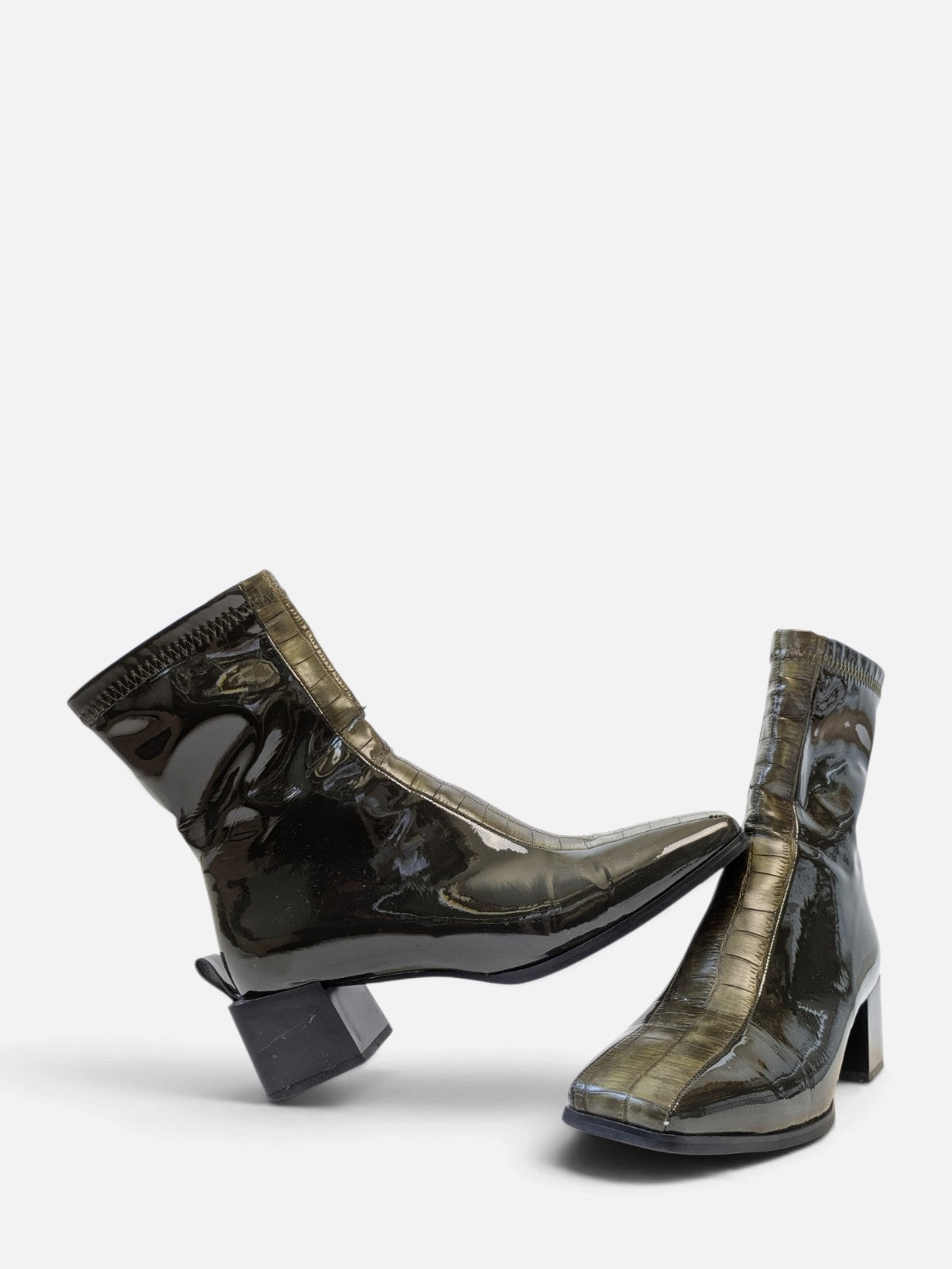 Glossy block heel ankle boots (2000s)