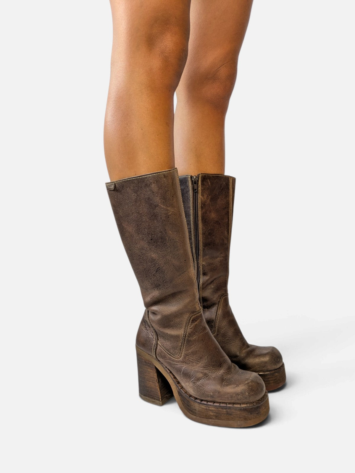 Destroy chunky platform boots (90s)