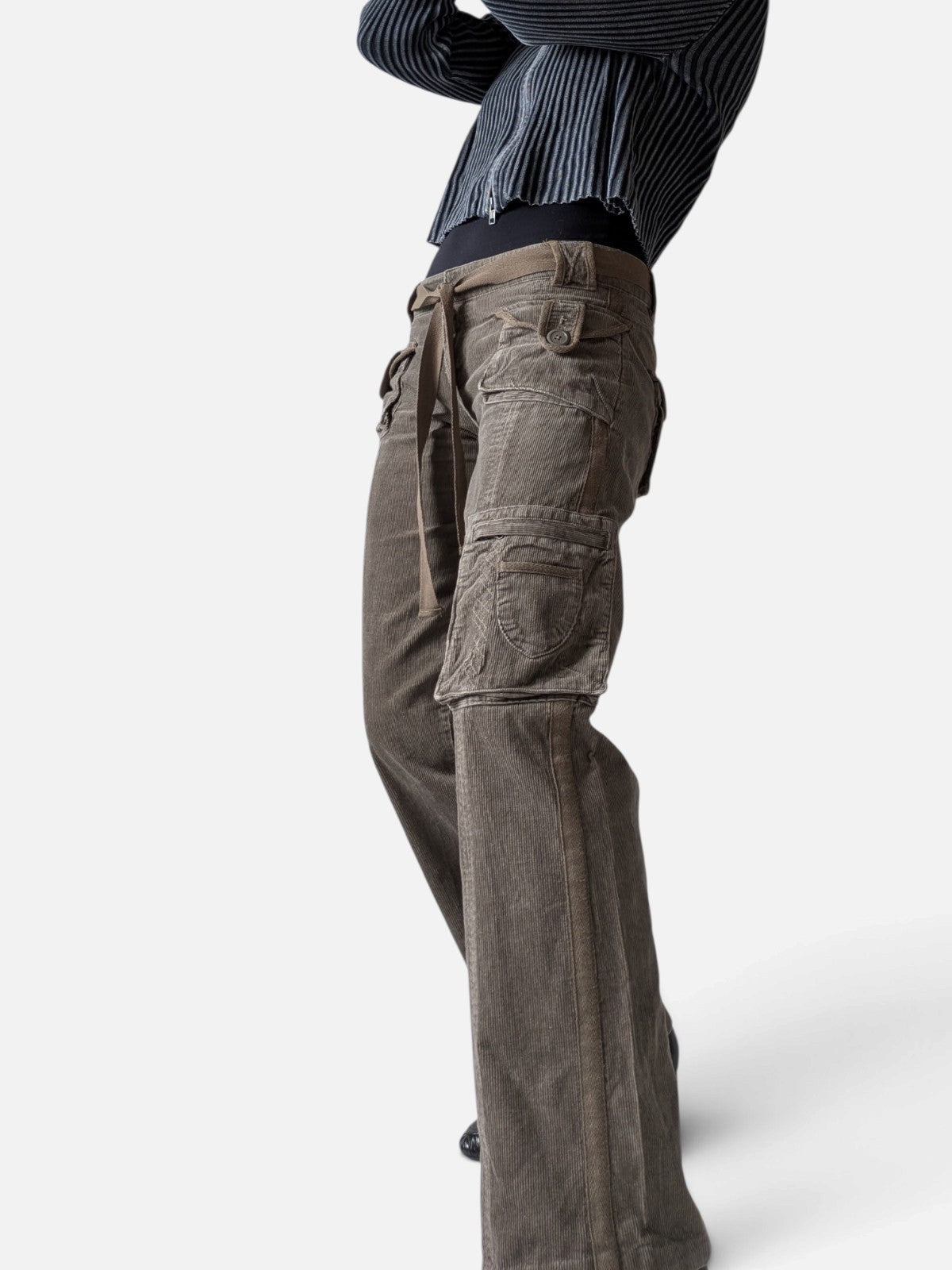 Low waist corduroy cargo trousers (2000s)