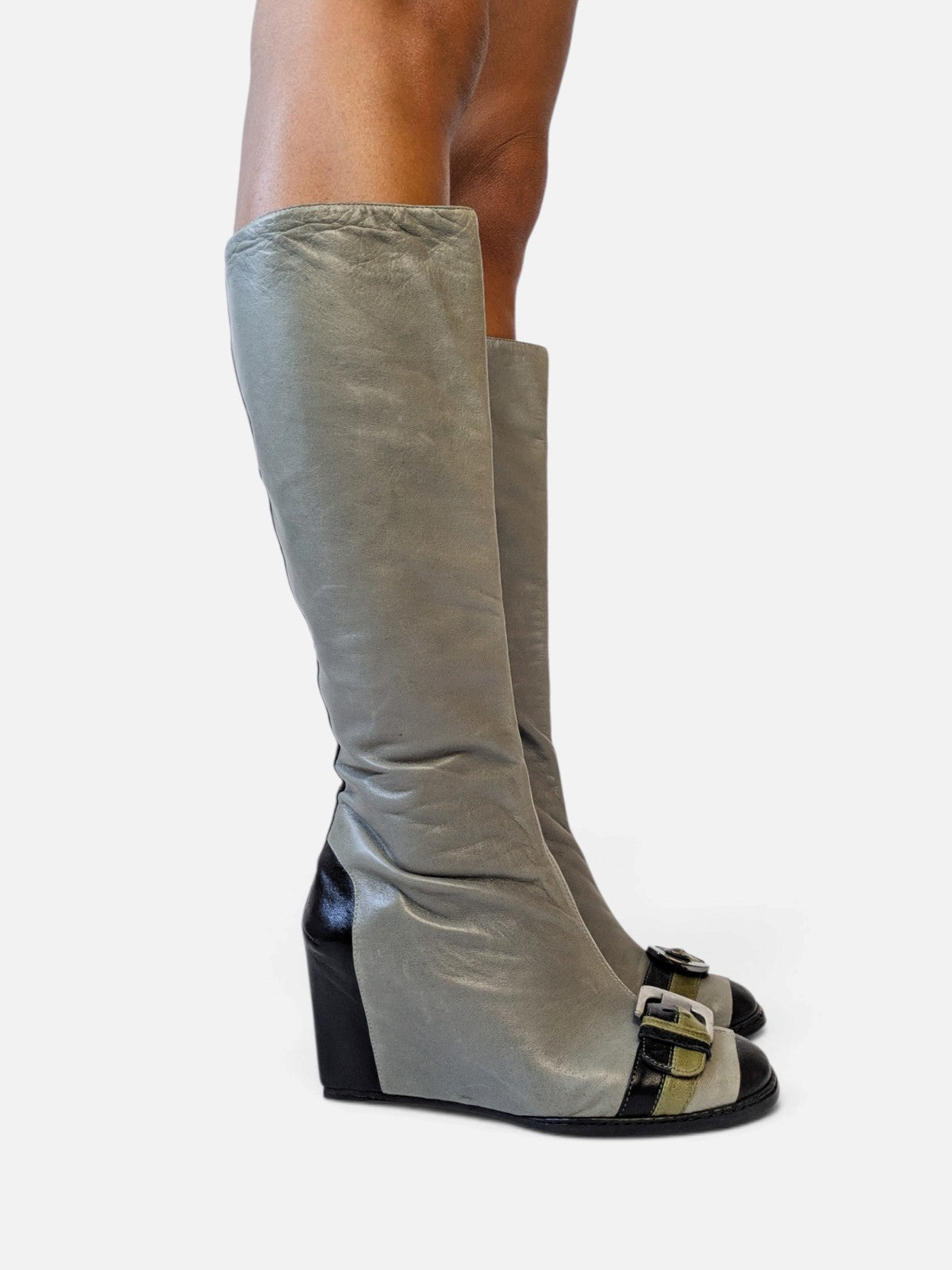 Retro futuristic wedge boots (2000s)
